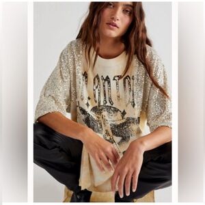 We the Free City Sparkle Tee- XS (runs large)